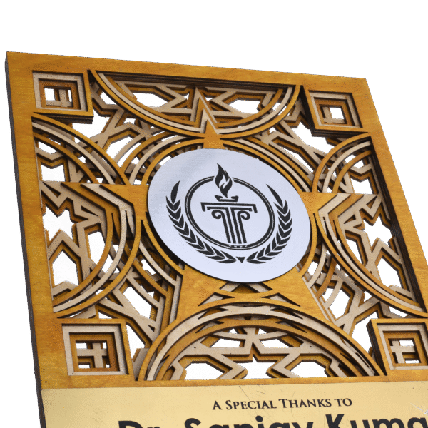 Doctor guest honor wooden memento with intricate star pattern, metallic medallion, and gold nameplate for chief guest appreciation.