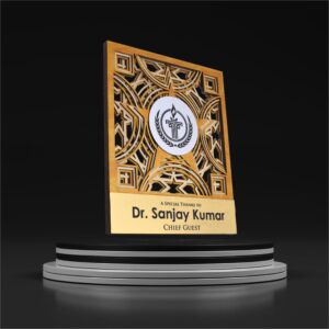 Doctor guest honor wooden memento with intricate star pattern, metallic medallion, and gold nameplate for chief guest appreciation.