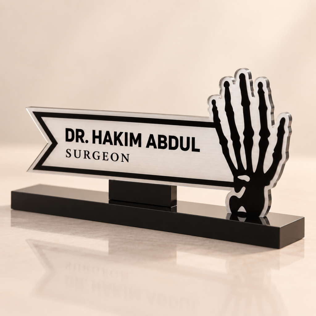 Name Board - Surgeon (4)